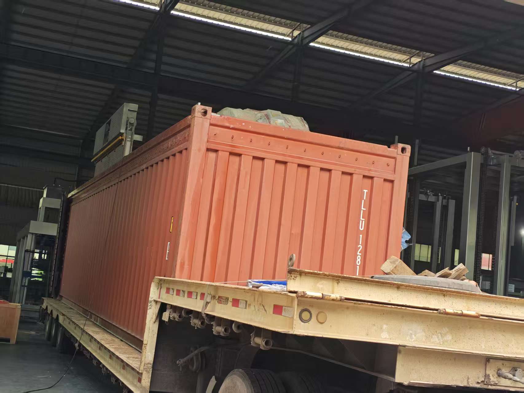 Nuestra empresa envía una línea de producción totalmente automatizada para la fabricación de bloques a Corea del Sur.